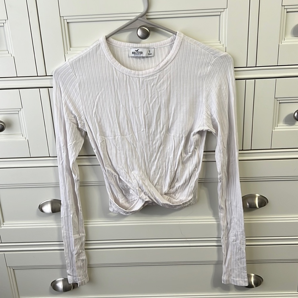 Hollister Long Sleeve Crop Top